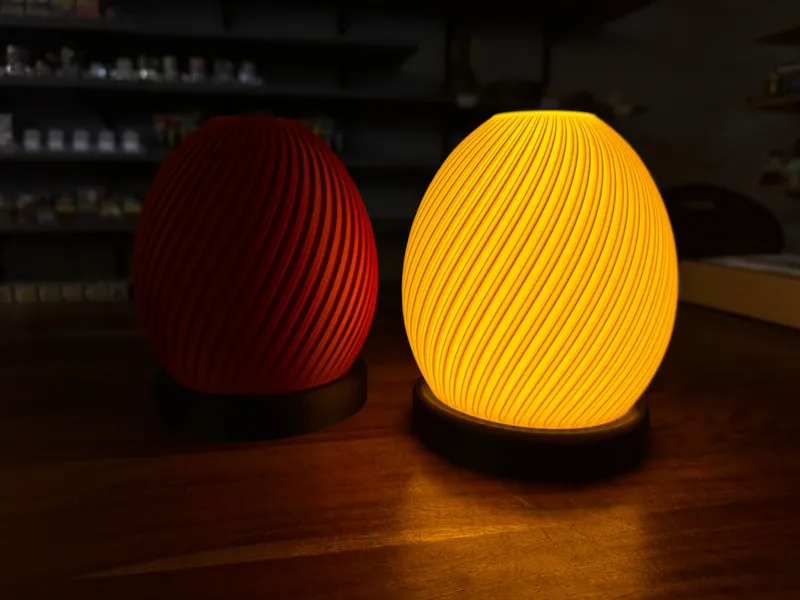 Spiral Lampe mit Sockel ( Fuzzy oder Glatt ) 
