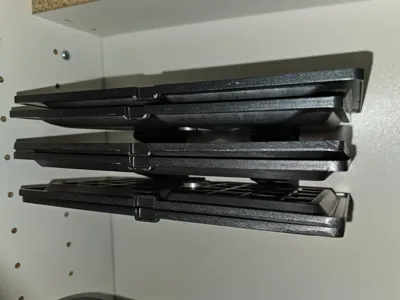 Sandwich maker plate wall holder