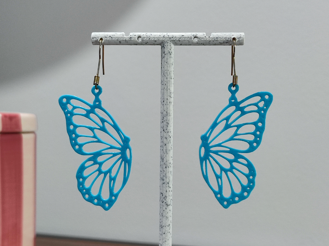 Aretes Alas de Mariposa Monarca 3D model by Layered Art 3D