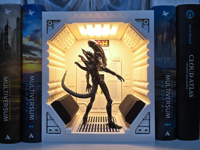 Alien - Nostromo Spaceship Airlock Book Nook