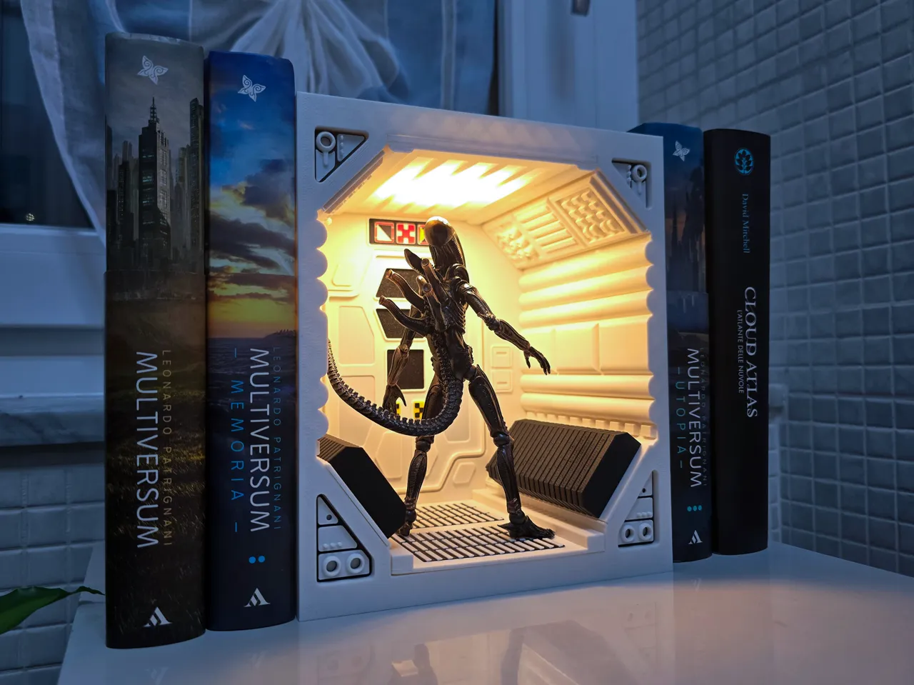 Alien - Nostromo Spaceship Airlock Book Nook view 4