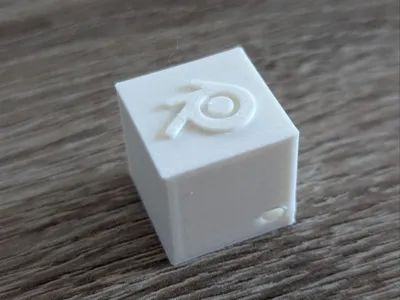 Blender - Default cube keychain