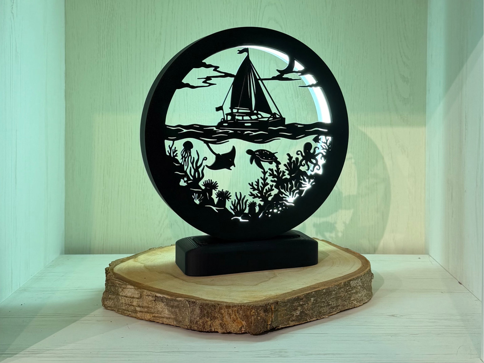 LED Ring Lampe v3 inkl. Rahmen mit Katamaran Motiv