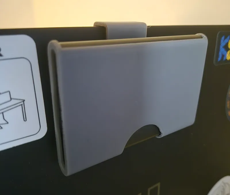 Samsung T7 laptop screen hanger