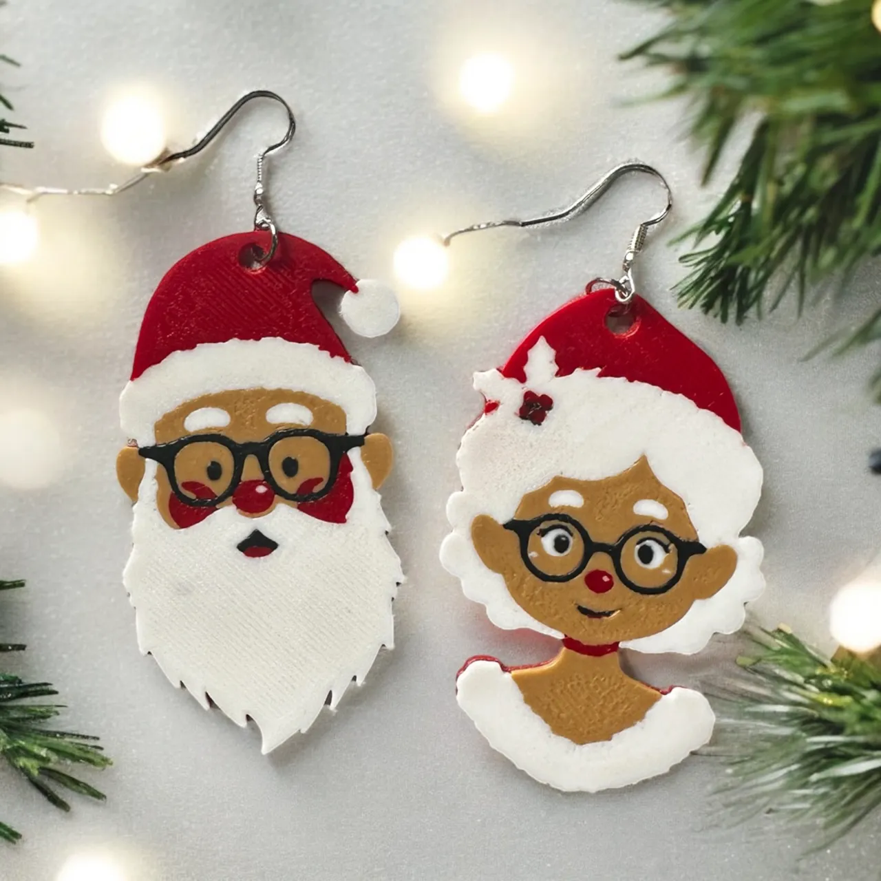Santa & Mrs. Claus Christmas decorations /earrings view 2