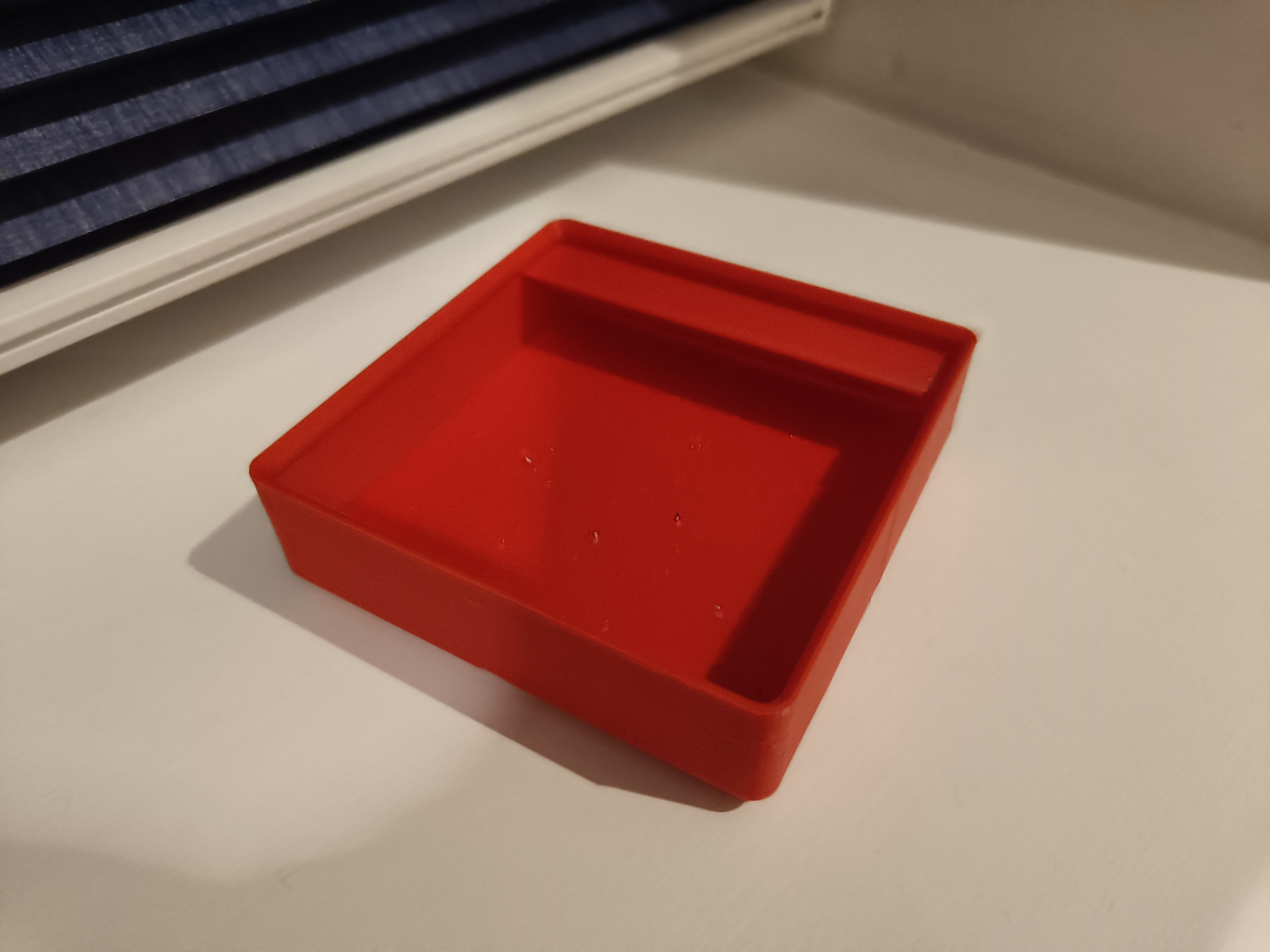 2*2 grid infinity box with ledge and scoop
