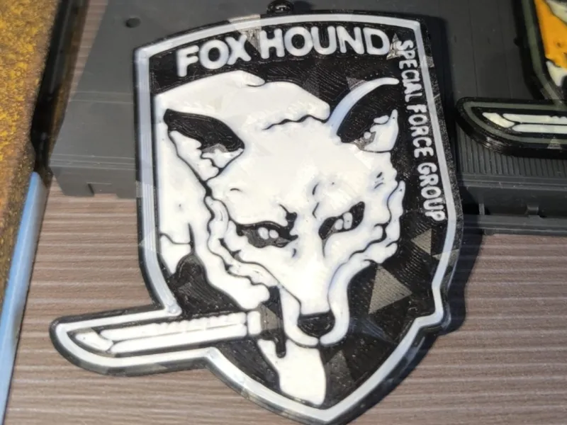 Fox Hound B/W Keychain