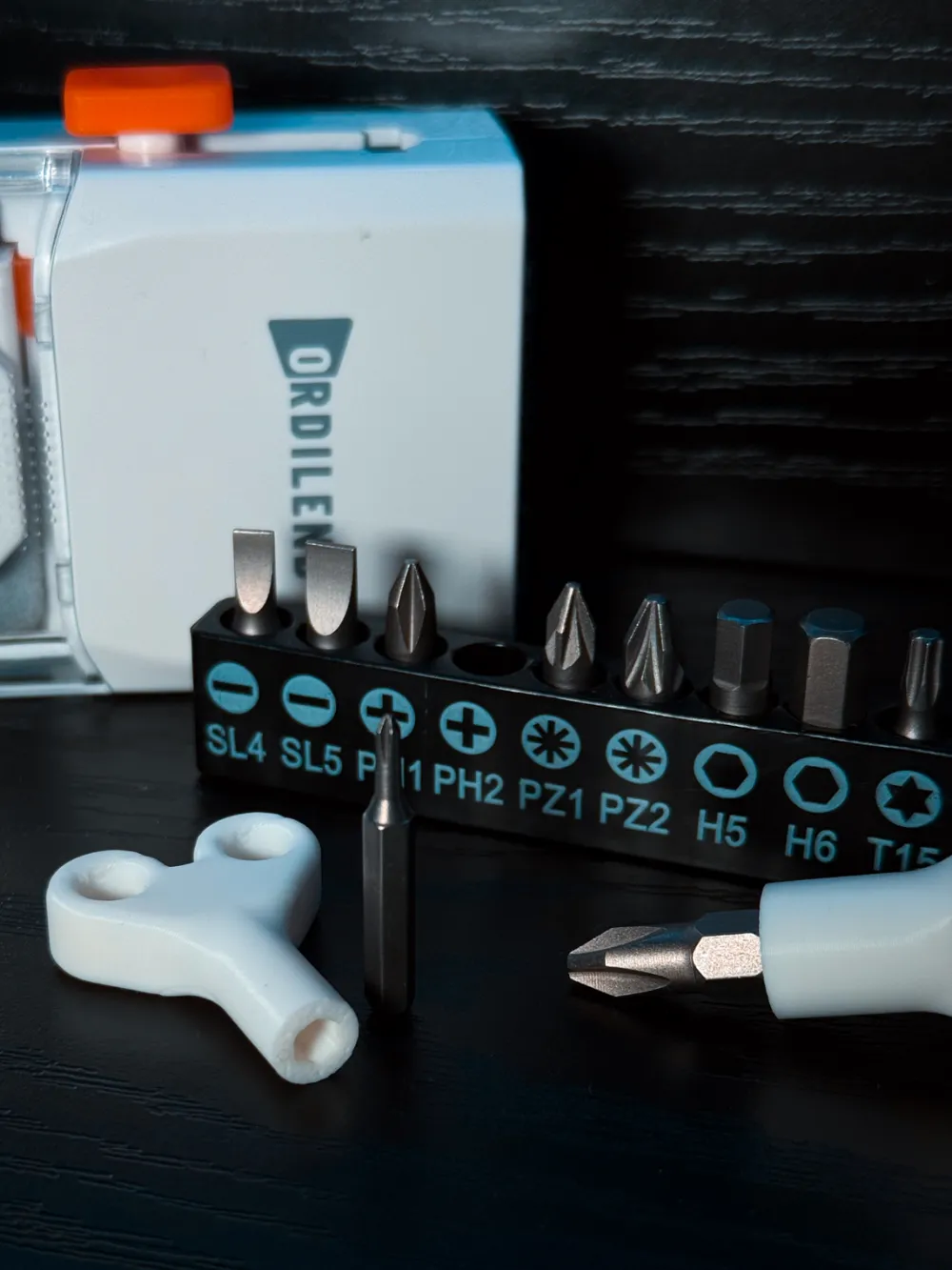 Nano Screwdriwer Butterfly - Free 3D Print Model - MakerWorld