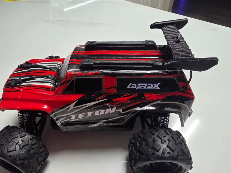 Latrax teton Spoiler
