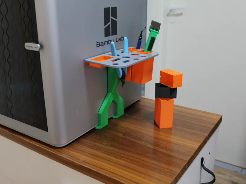 Integrated Tool Holder