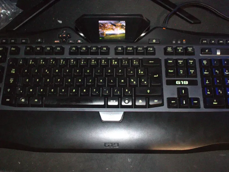 Logitech G19 Keyboard wrist rest V2