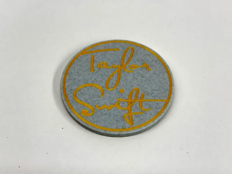 Taylor Swift Coaster - Outline - Signature