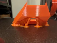 Profile prevents lifting in PETG; painted trees for Unten