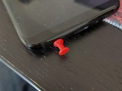3.5mm Aux/Headphone jack plug (Dust Cover)