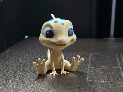 Little Gecko That Wanted to Be a Dragon