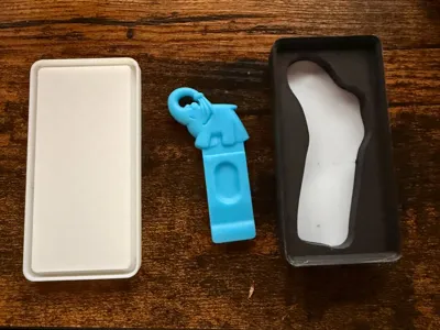 blue elephant key box