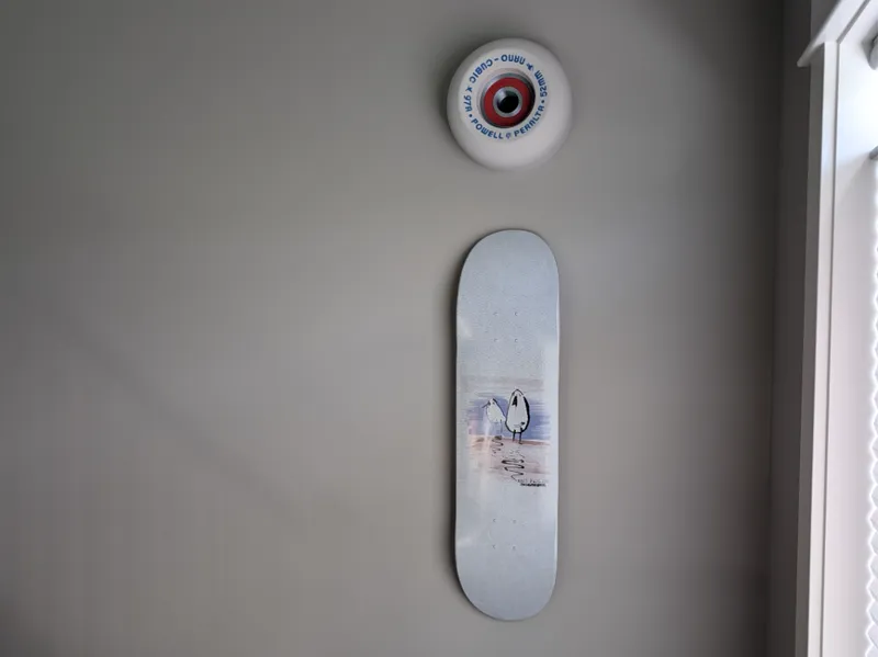 Skateboard wall mount