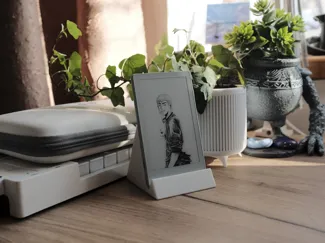 XTEInk X4 Desk Stand (no watch holder)