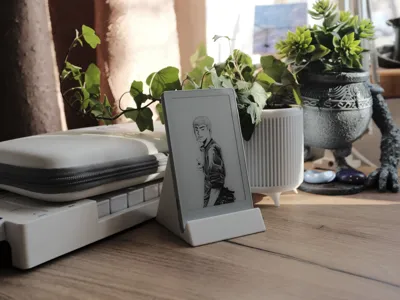 XTEInk X4 Desk Stand (no watch holder)
