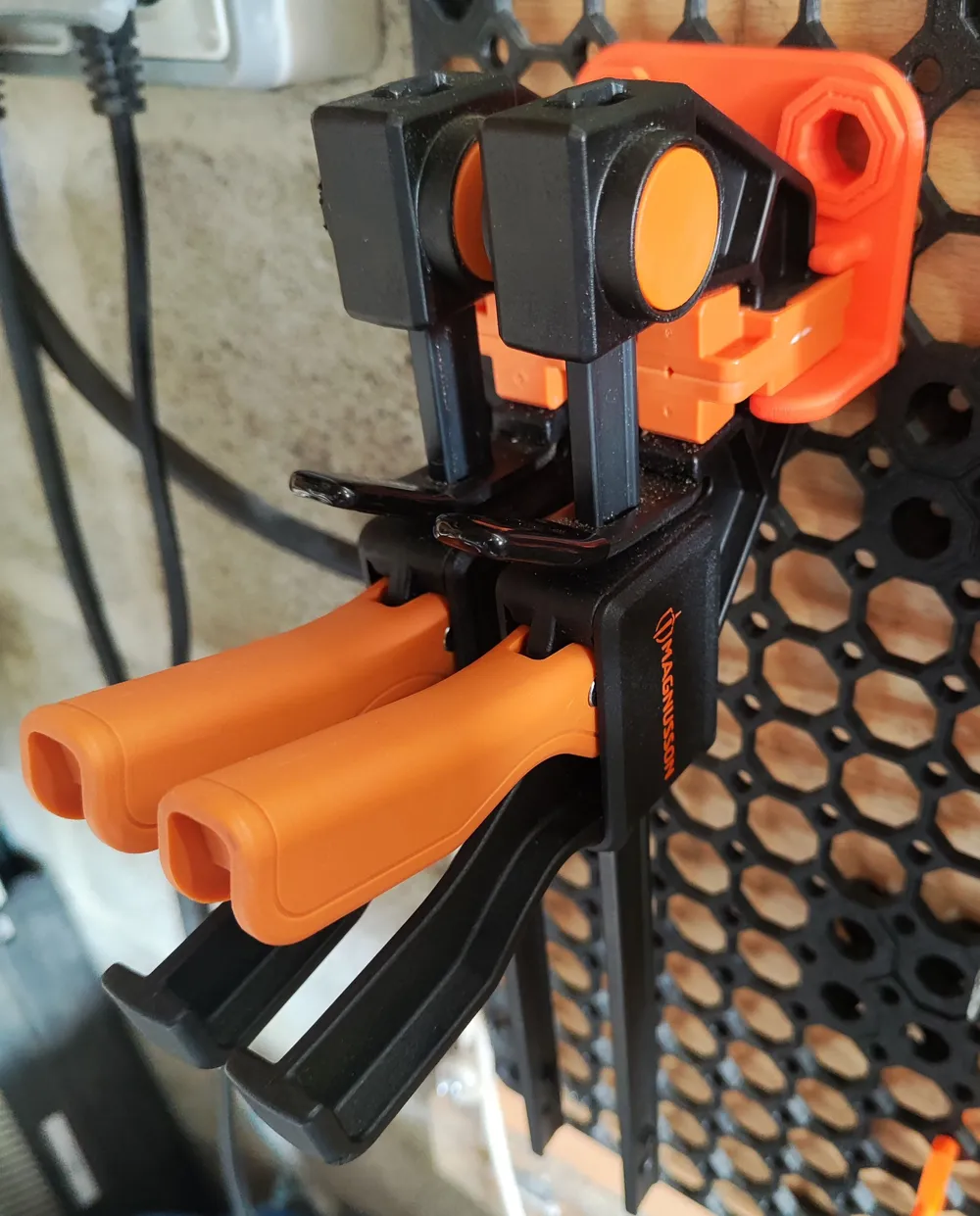 Dual 150mm Clamp Holder - Multiboard (13mm Thread) - Free 3D Print ...