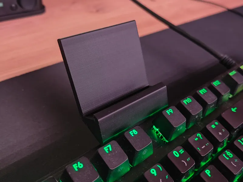 Logitech G512 SE phone holder