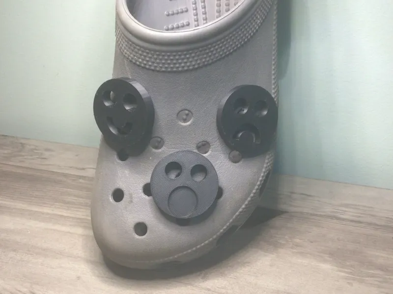 emoji croc charm