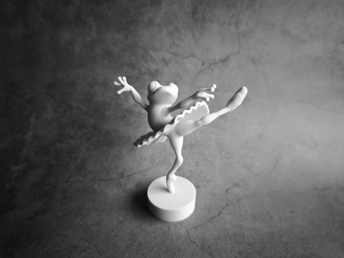 Frog Ballet Dancer - Desk Decoration Toy Ornament