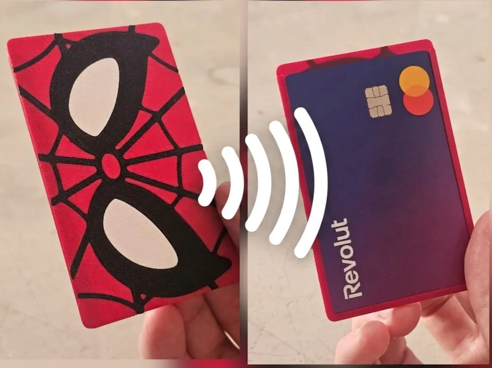 Soporte: Credit Card Holder SpiderMan. Referencia del modelo original.