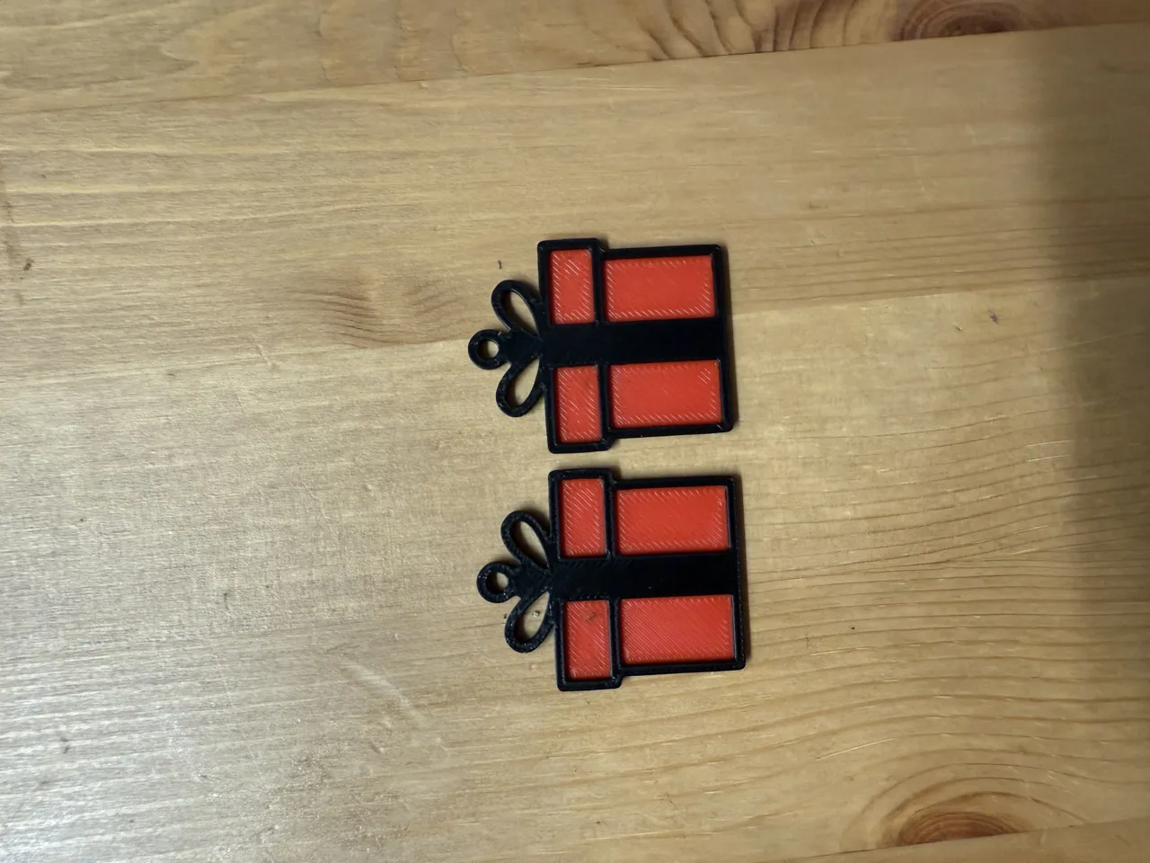 Present Earrings view 2