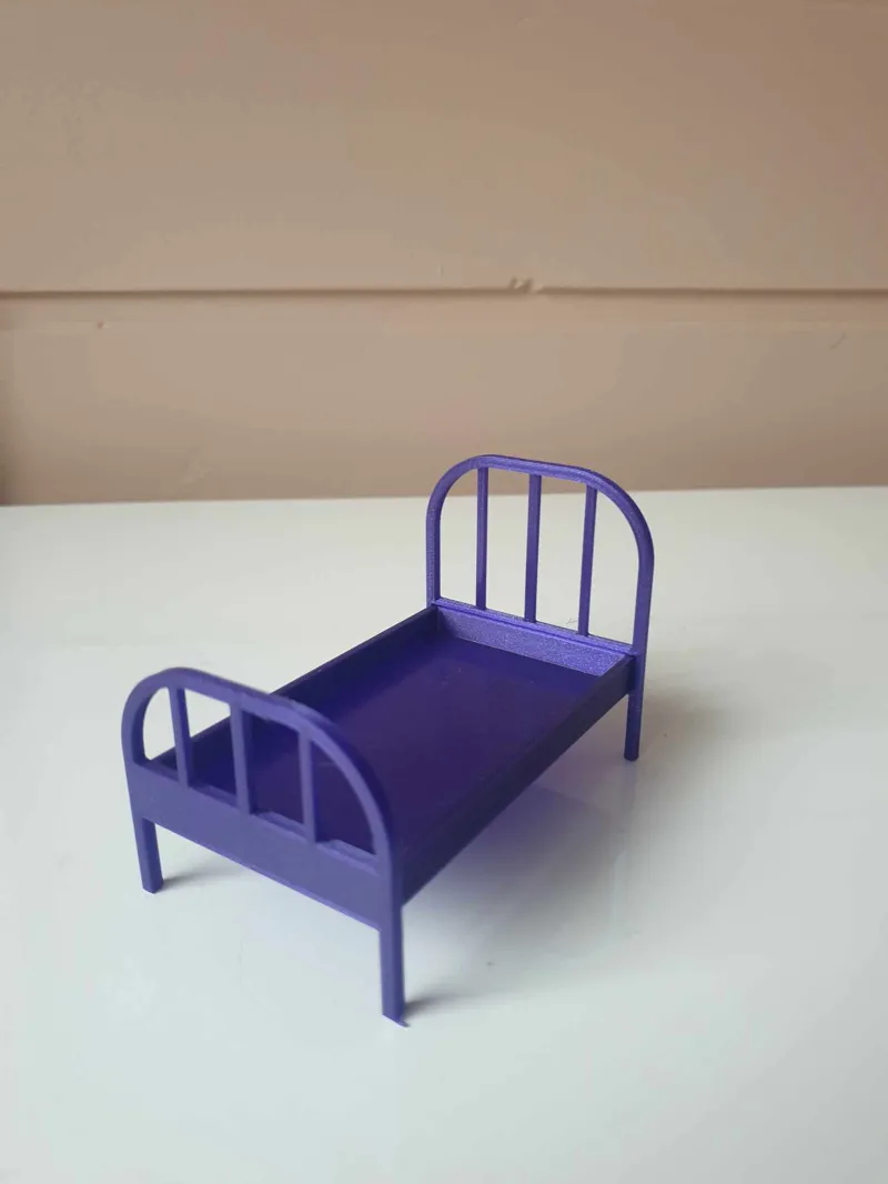 Dollhouse bed