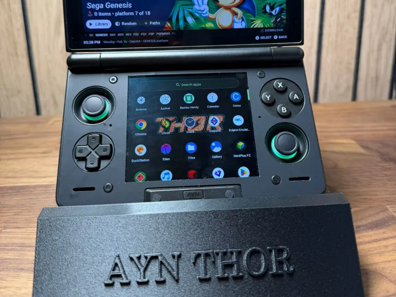 Ayn Thor Stand