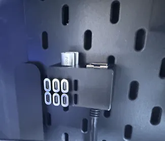 Skadis Magnetic USB Holder + LAN port