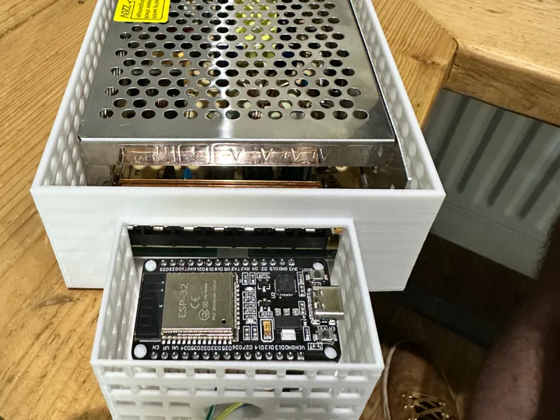 ESP32 and PSU (45x100x200mm) case for WLED