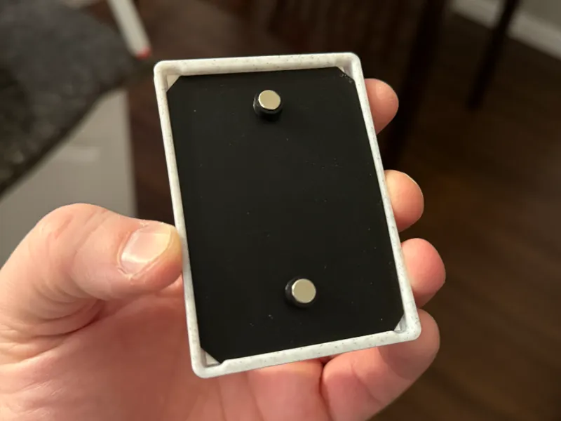 Frame for Zink photos - Remixed for 6mm x 2mm mags