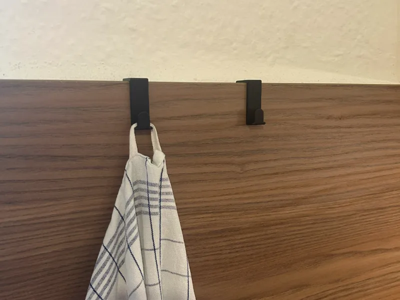 Towel holder