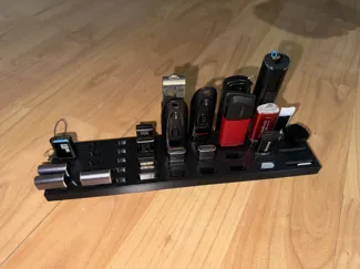 XLarge USB-C / USB-A / SD Card holder