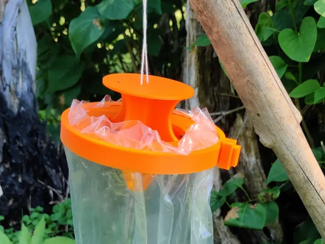 Outdoors Fly/Wasp trap