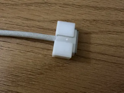 Macbook magsafe holder