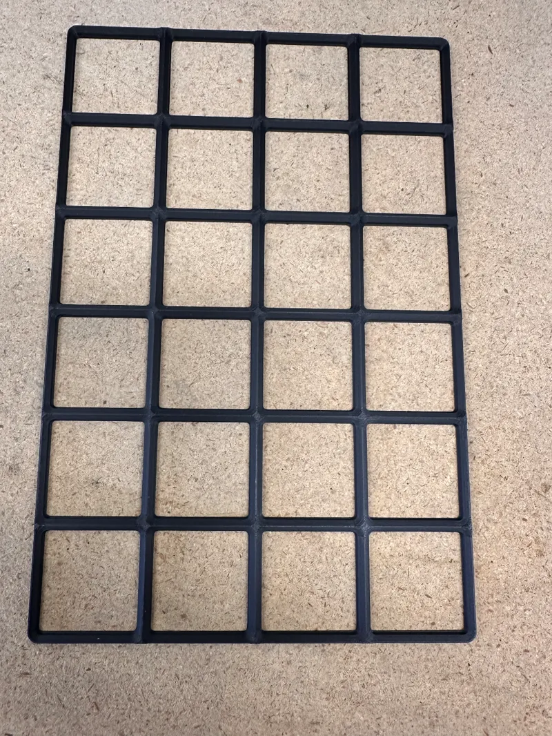 US General 26" x 22"  Gridfinity Base
