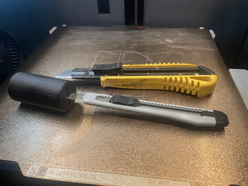 Pocket BladeSnapper Dual-Size  with Storage