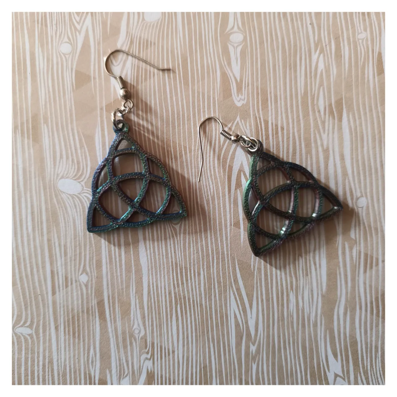 Pendientes triqueta view 4