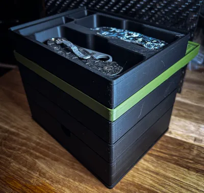 Gridfinity Spyderco storage and assembly tray.