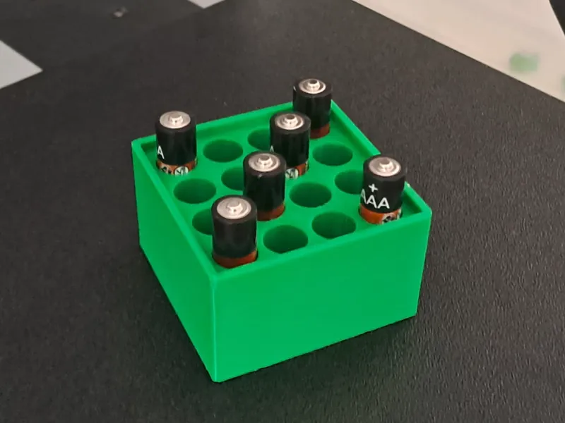AAA Batterie Box 4x4