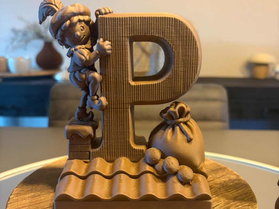 Letter P met piet - 3D printed Decor, in stock in India
