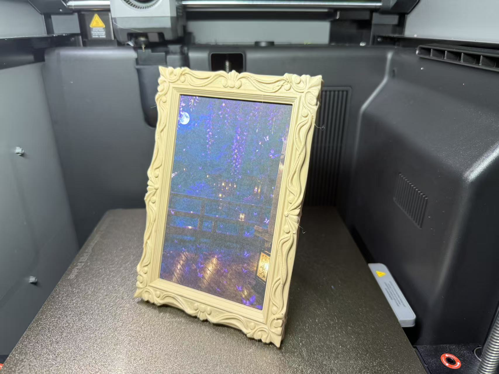 Miniatura 3 do modelo 3D 鬼灭之刃 蝴蝶忍立体相框&冰箱贴