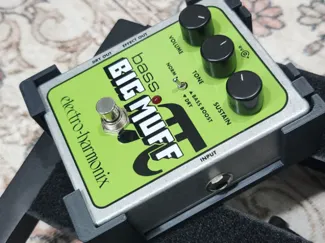 Big Muff Bass Pedal Holder