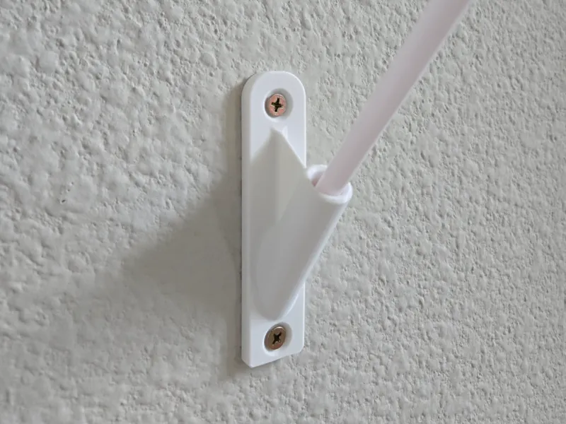 Single Cat Wand Wall Mount