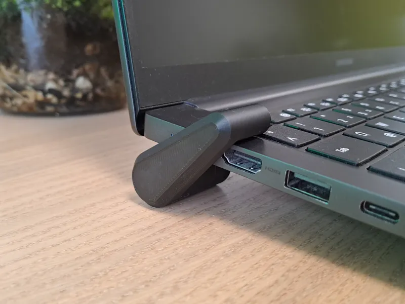 Laptop stand
