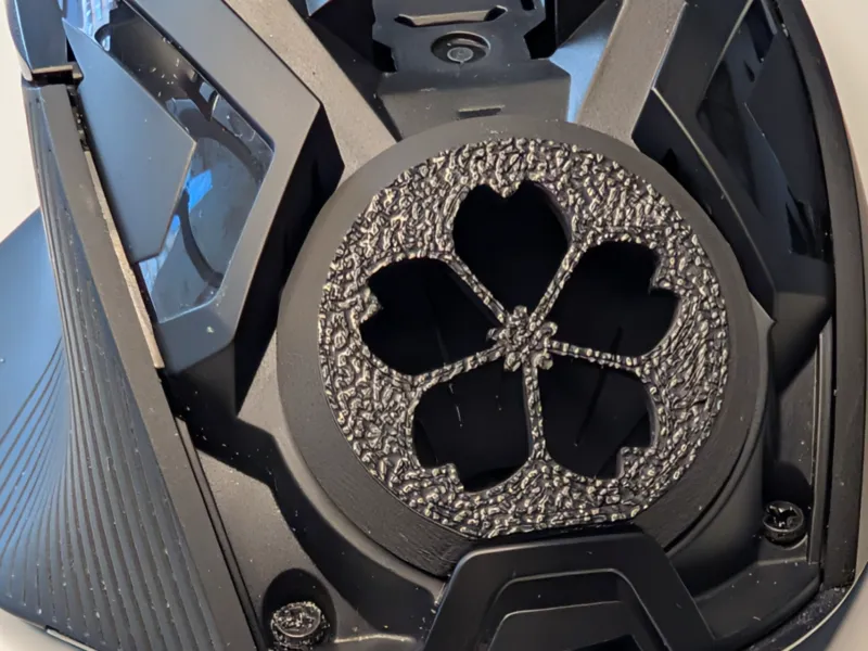 Asus ROG Chakram - Sakura puck