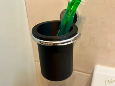 Toothbrush holder